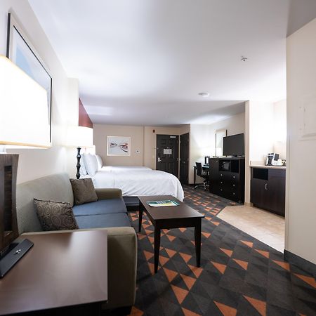 Holiday Inn Oceanside Marina Camp Pendleton By Ihg Экстерьер фото