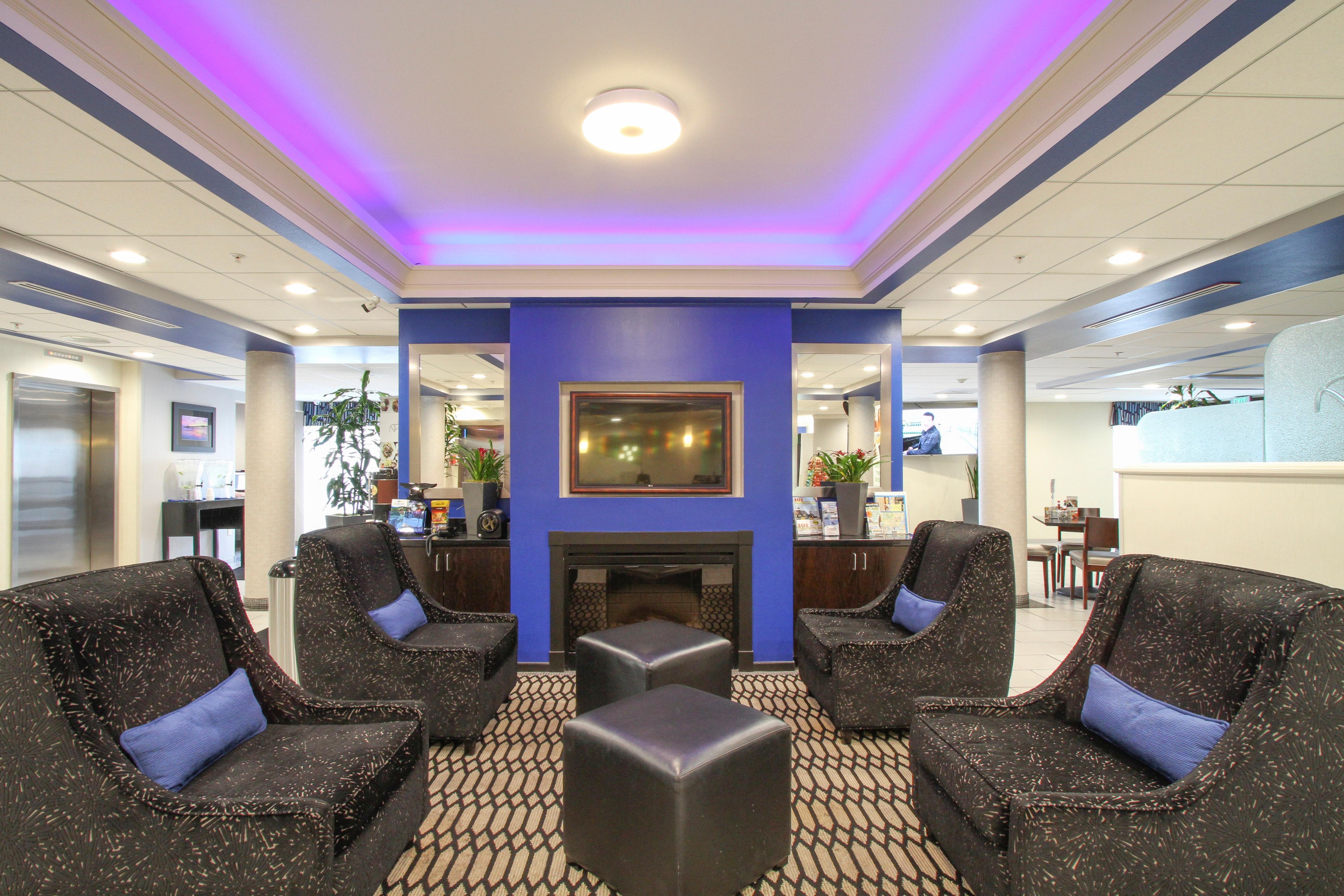 Holiday Inn Oceanside Marina Camp Pendleton By Ihg Экстерьер фото