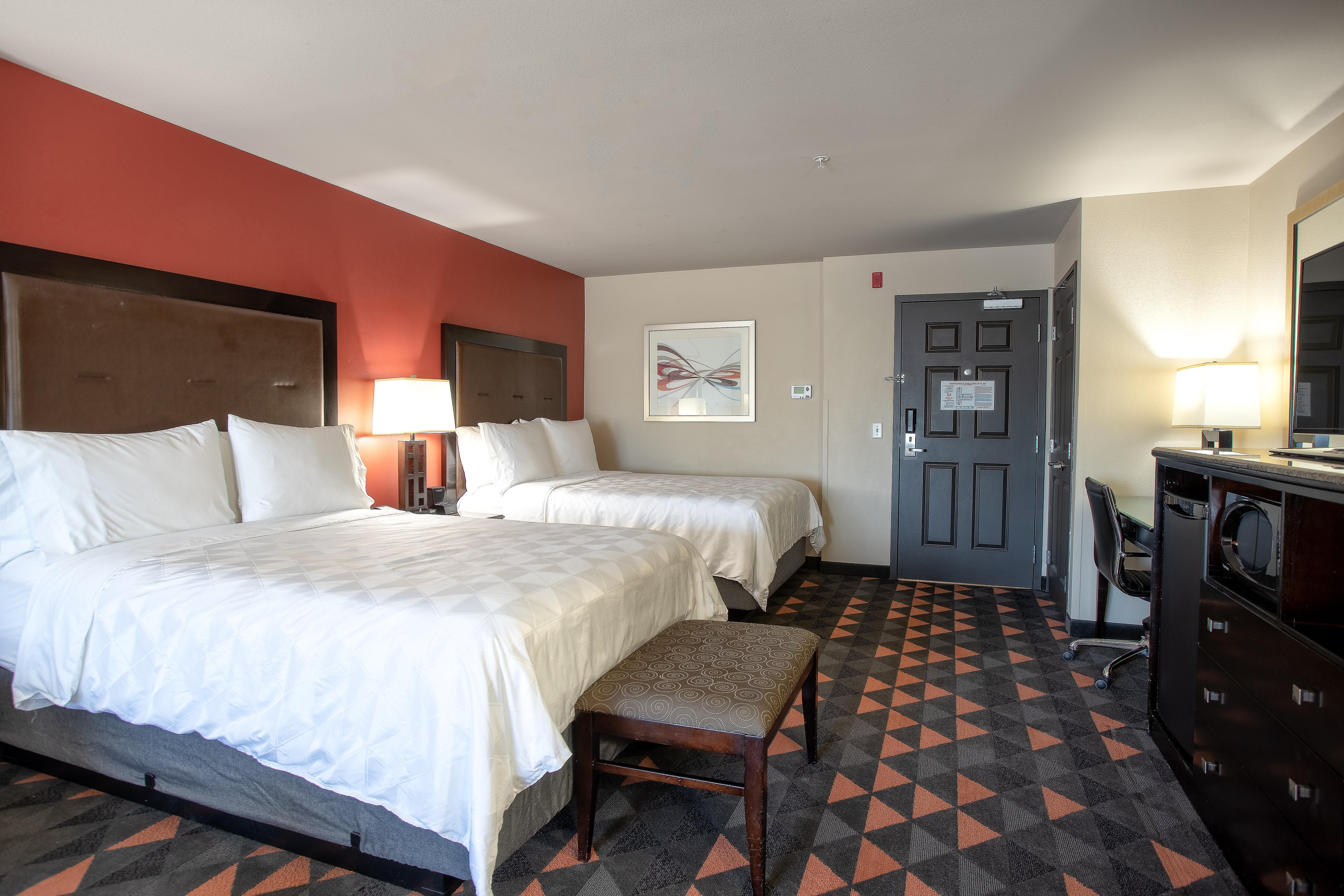 Holiday Inn Oceanside Marina Camp Pendleton By Ihg Экстерьер фото